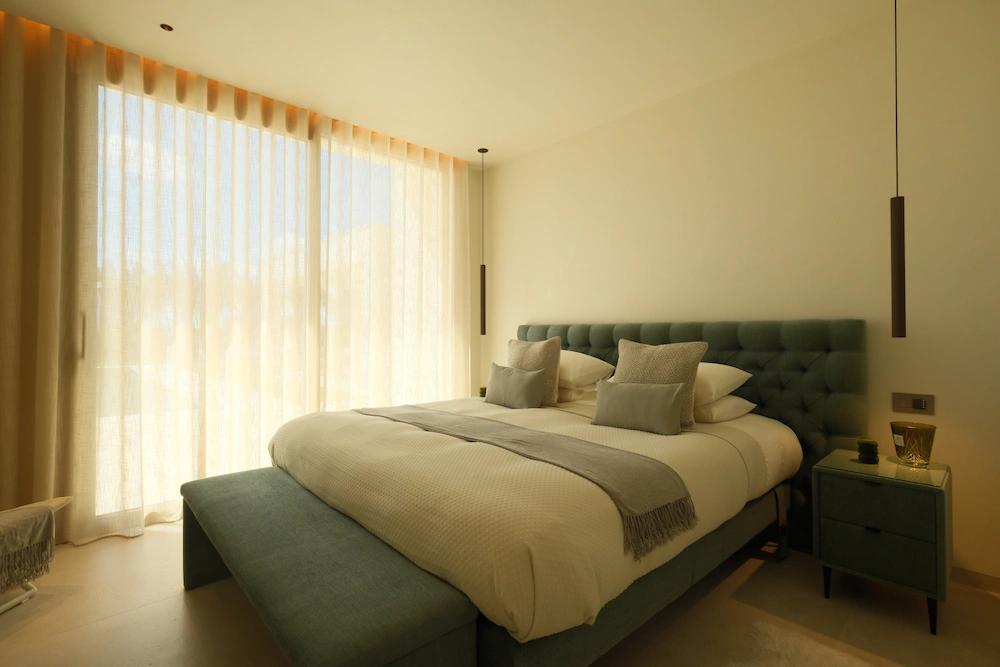 Luxury Villa - Original unedited real estate photo Luxury Villa - Original unedited real estate photo